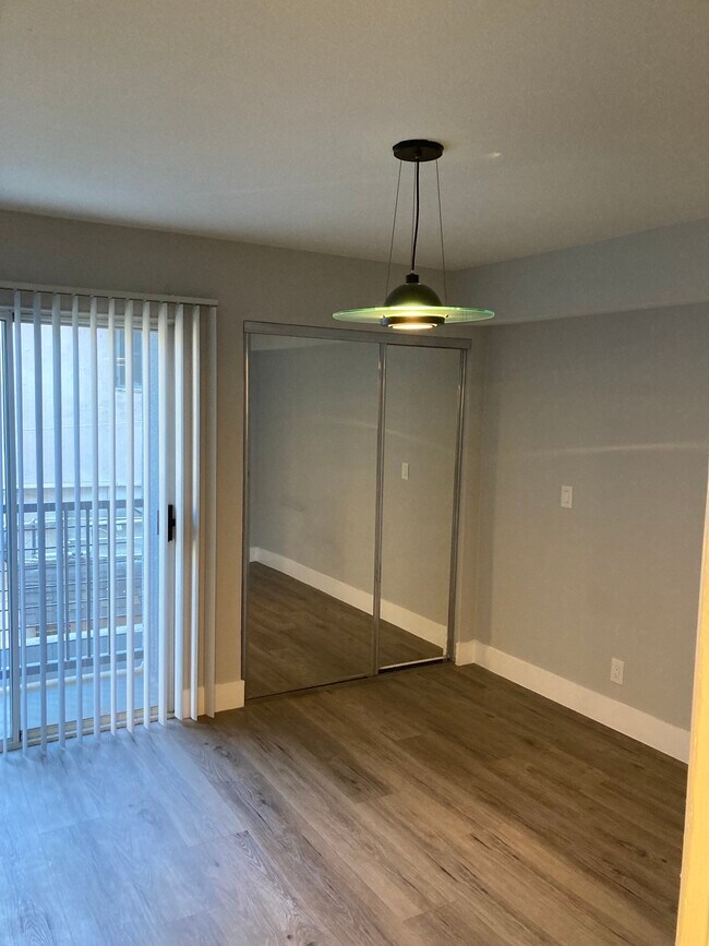 Building Photo - 4653 Coldwater Canyon Ave