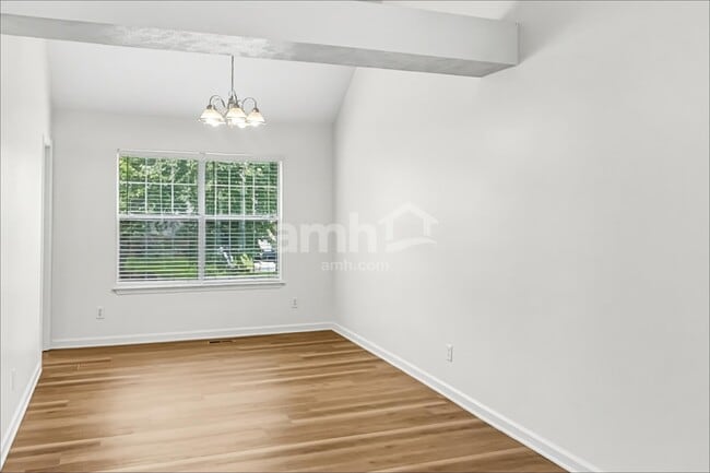 Foto del edificio - 4036 Bryce Rd