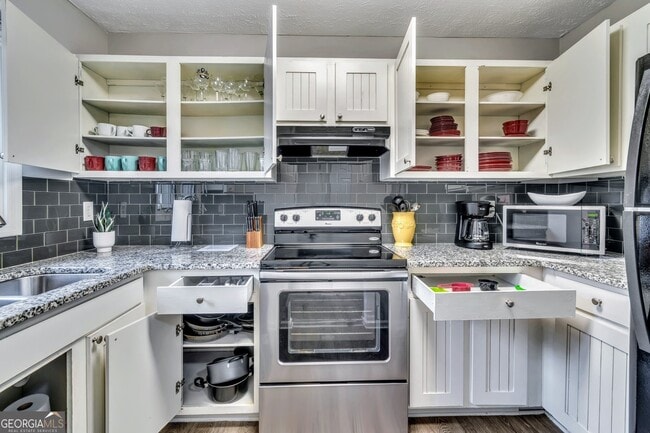 Foto del edificio - 1695 Wynndowne Trail