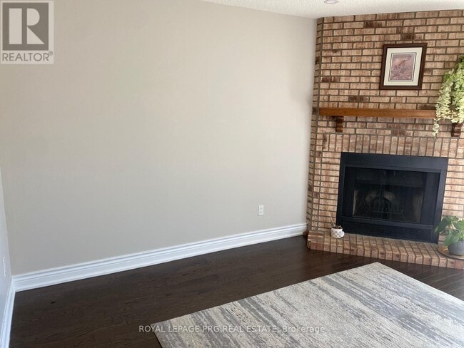 Building Photo - 3309 Cambourne Crescent