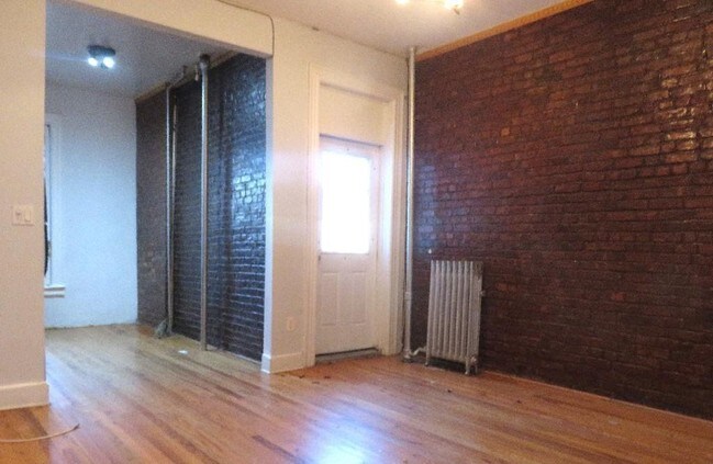 Floorplan - 763 PARK PL