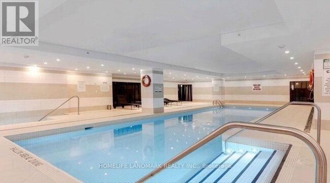 Building Photo - 111 St Clair Ave W