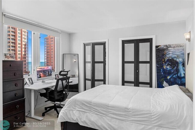 Foto del edificio - 2200 NE 33rd Ave