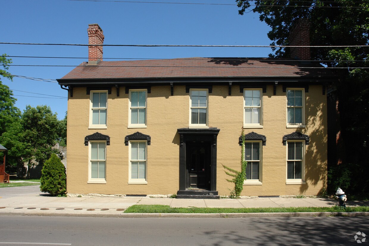 Building Photo - 347 S Upper St