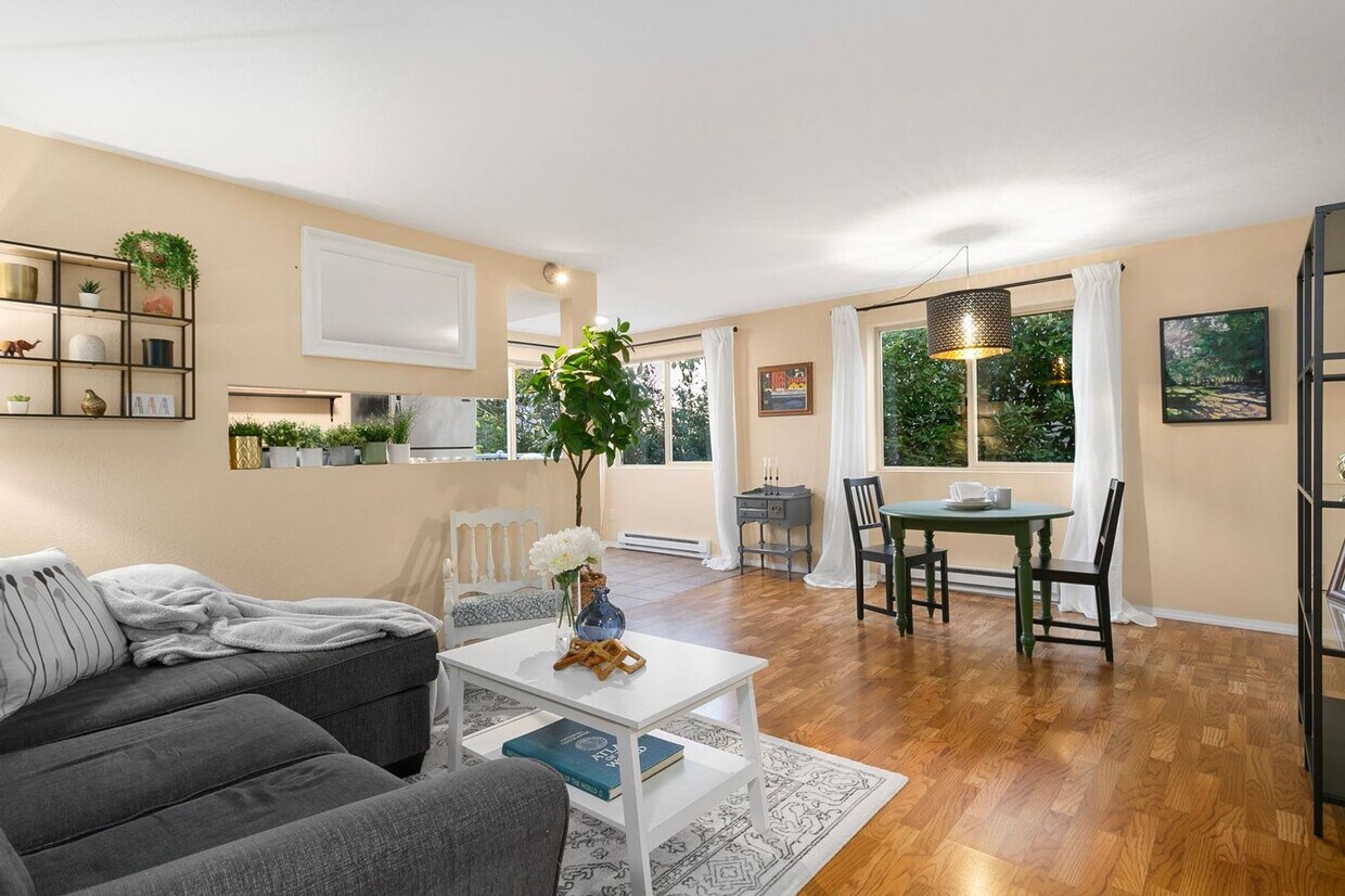 Primary Photo - 2 bed 2 bath Stadium District Condo!