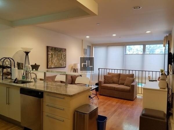 Foto del edificio - 228-216 16th St