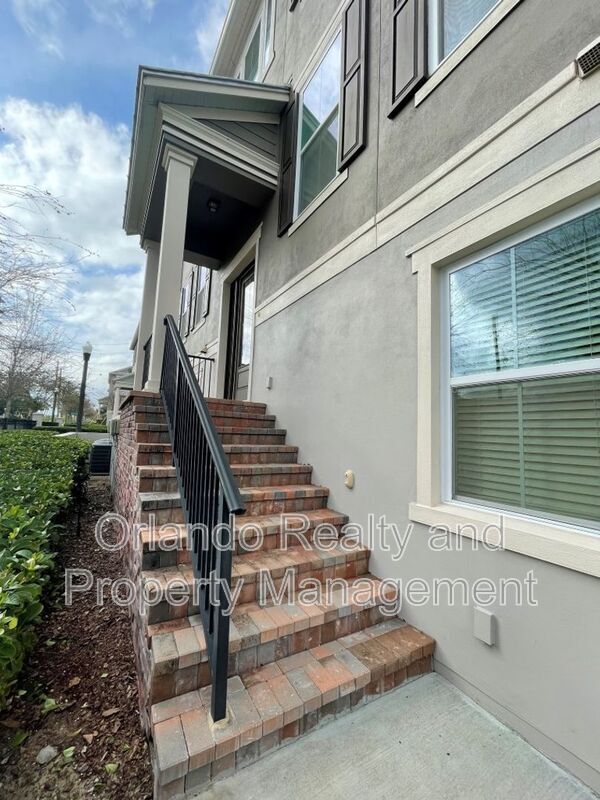 Foto del edificio - 191 Sun Palm Ln