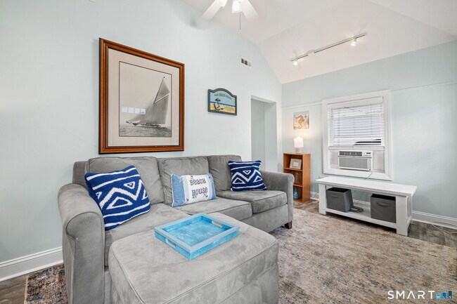 Foto del edificio - 108 College Pl