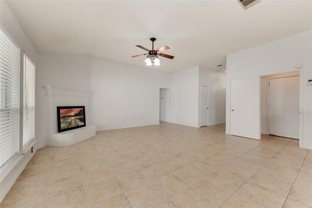 Foto del edificio - 7019 Thunderbird Dr