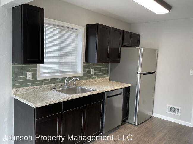 Building Photo - 2 br, 1 bath House - 1410 E. Dalke Ave.