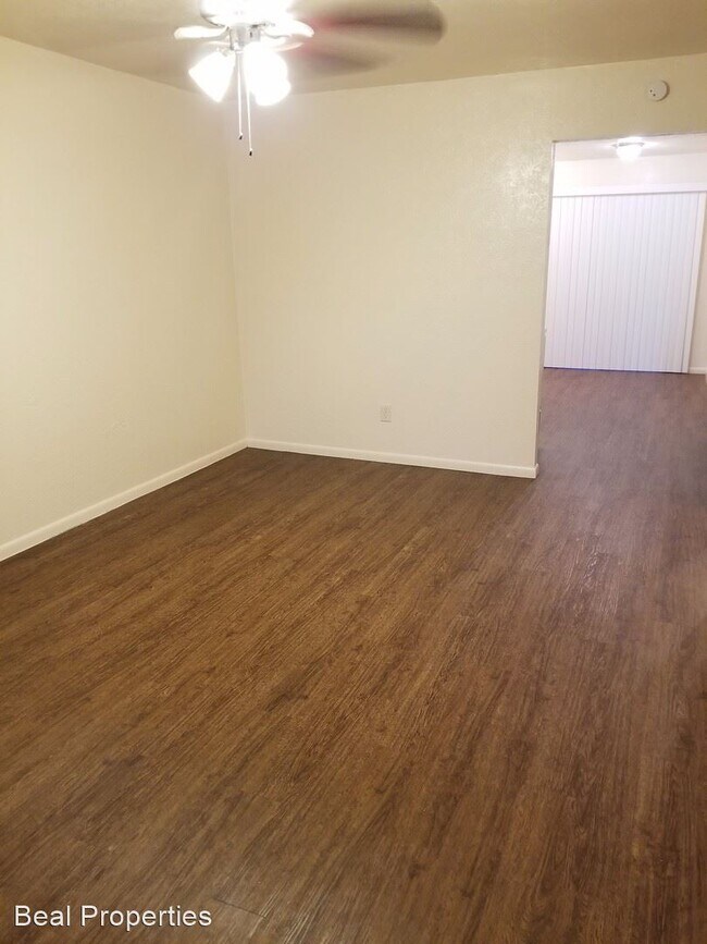 Building Photo - 2 br, 1 bath House - 812 Llano Pl