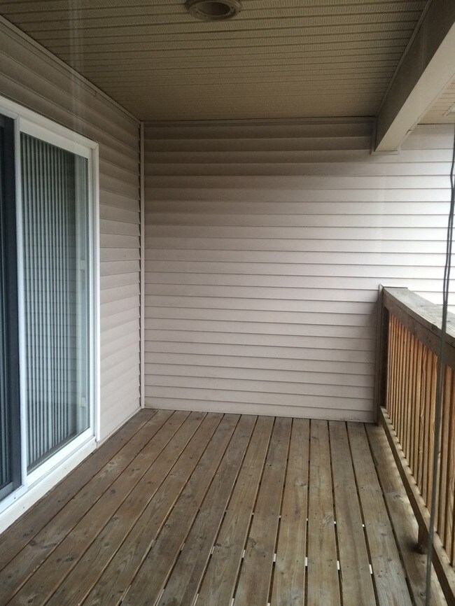 Foto del edificio - Lovely 2 Bedroom Town home in Pike Township