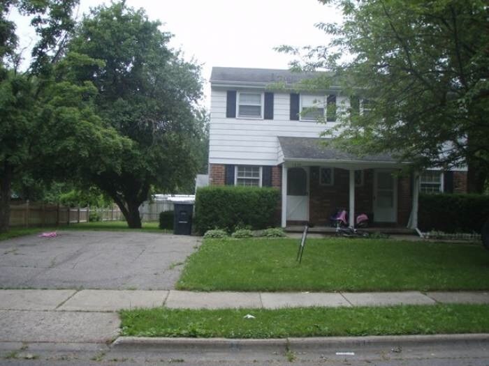 Foto principal - 1634 Greencrest Ave