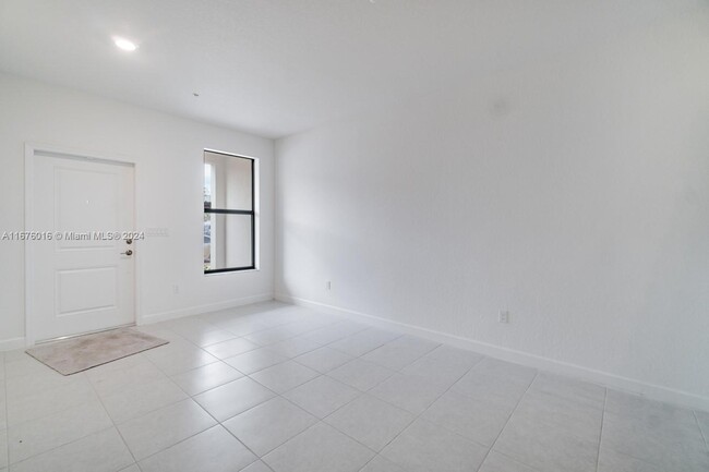 Foto del edificio - 207 SW 159th Terrace