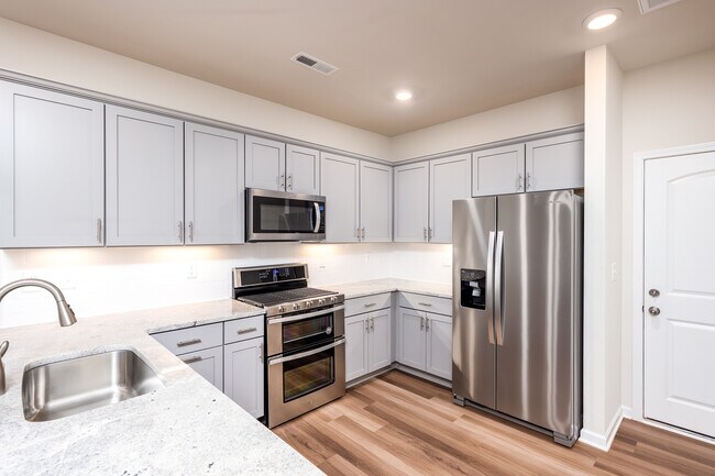 Building Photo - 3413 Glenn Hope Way