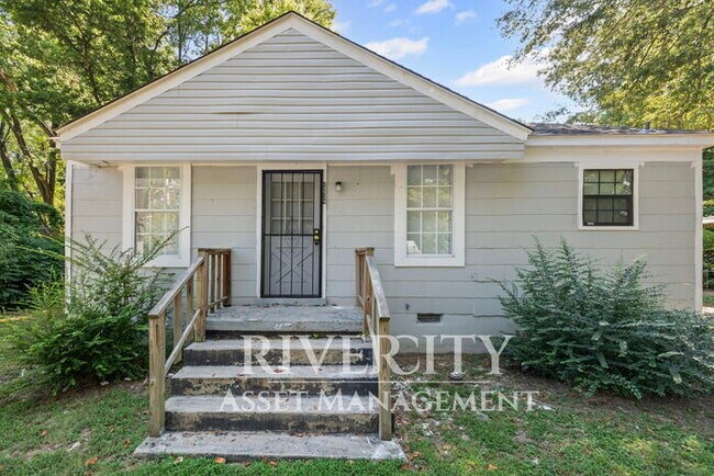 Foto del edificio - Beautiful Home Located In 38127 !! Section...