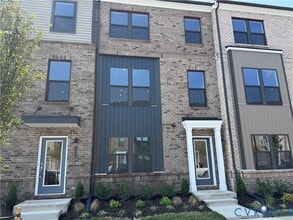 Building Photo - 9435 Alquist St