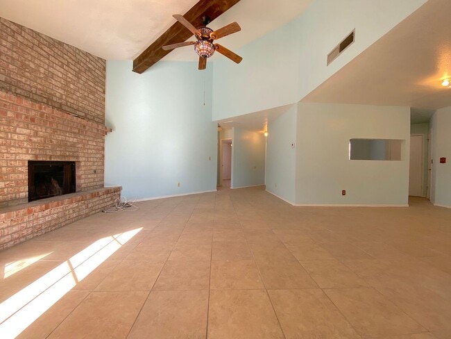 Foto del edificio - West El Paso 3 bed refrig A/C Home