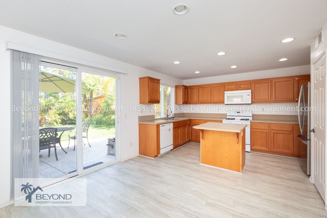 Primary Photo - ***SOLAR***GATED ACCESS***2 CAR GARAGE***P...