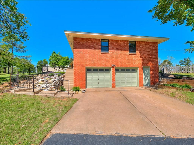 Building Photo - 12451 Eastwood Dr