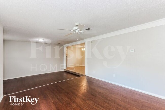 Foto del edificio - 702 N Horne St