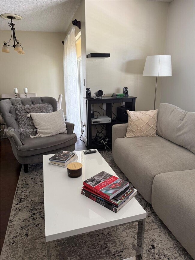 Foto del edificio - 1261 SW 46th Ave