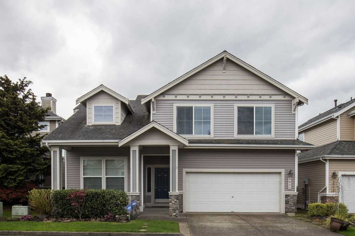 Foto principal - 5611 S 234th St