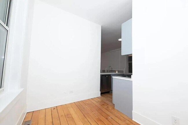 Foto del edificio - 1140 N Winchester Ave