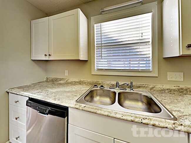 Foto del edificio - 1614 Barbara Ann Cir