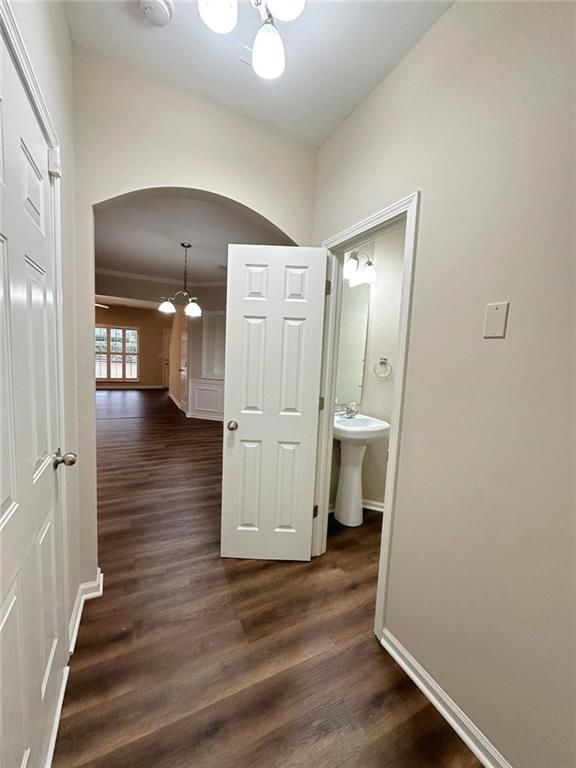 Foto del edificio - 2089 Lakeshore Overlook Dr