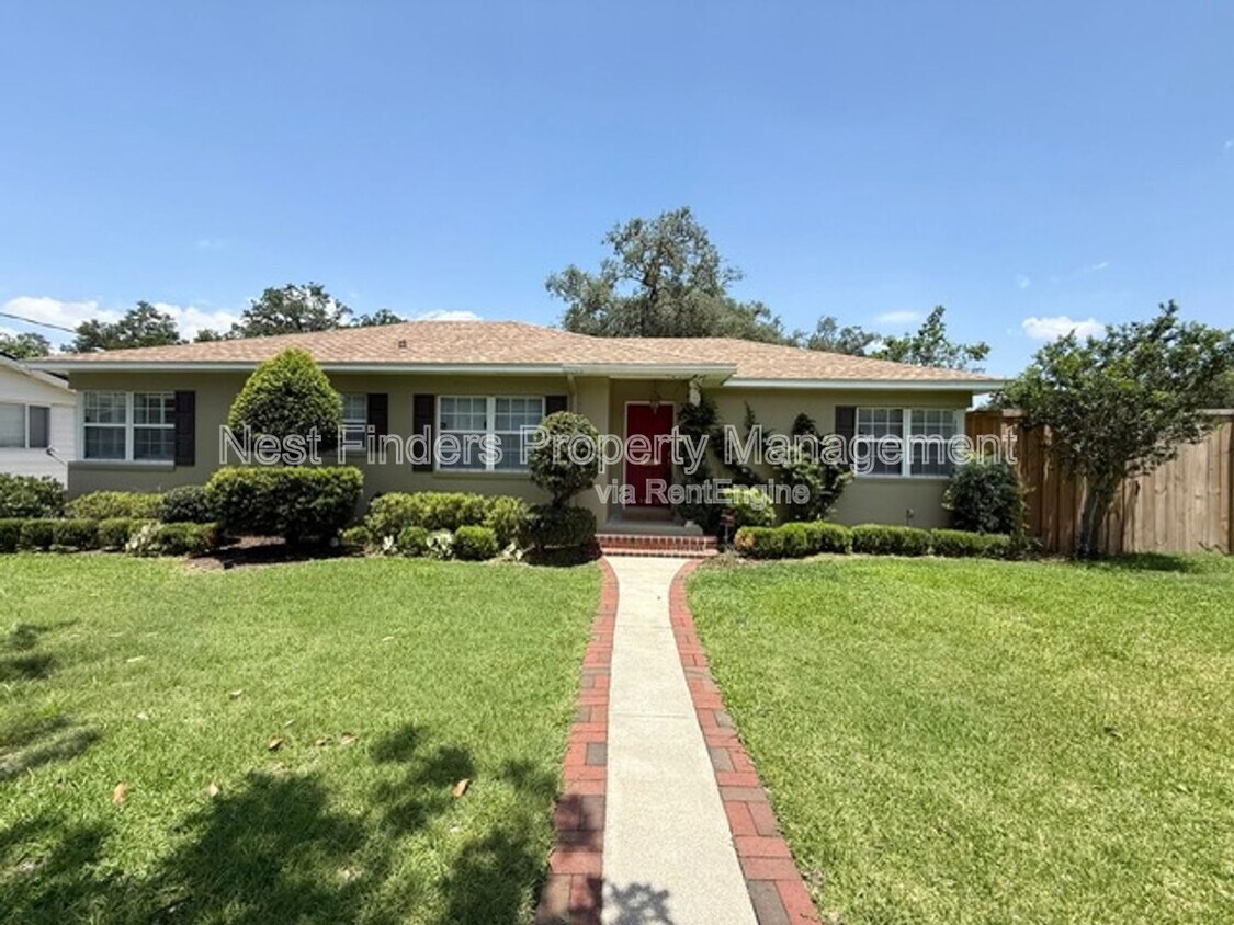 Foto principal - 1455 Riverbirch Ln
