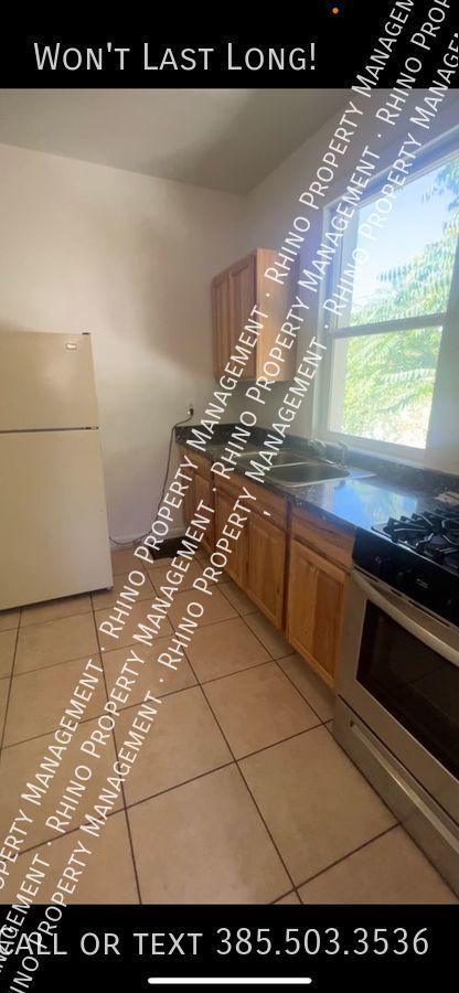 Foto del edificio - 2 Bedroom/1 Bathroom Triplex in Ogden