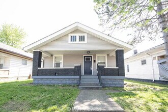 Building Photo - 1321 N Ewing St