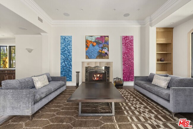 Foto del edificio - 2325 Duxbury Cir