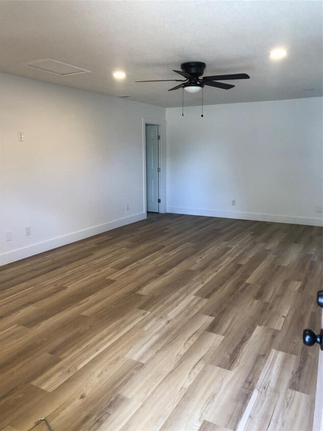 Foto principal - 119 Faubion Dr
