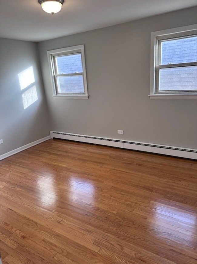 Foto del edificio - 4536 S Springfield Ave