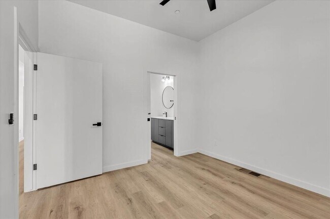 Foto del edificio - 1625 NW 16th St