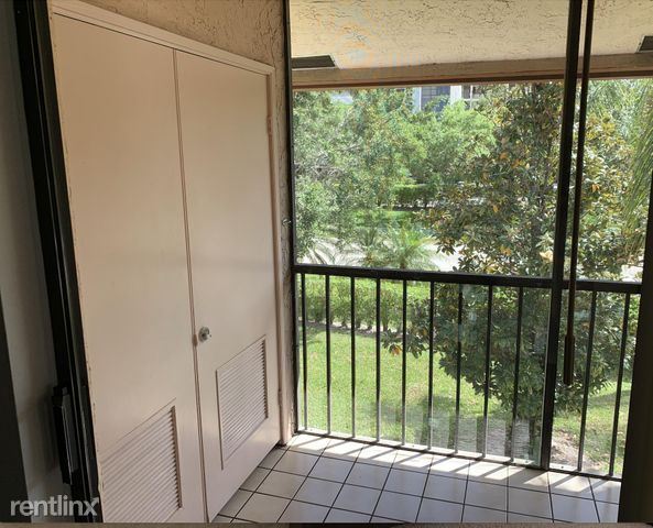Building Photo - 2 br, 2 bath Condo - 22016 Palms Way Apt 206