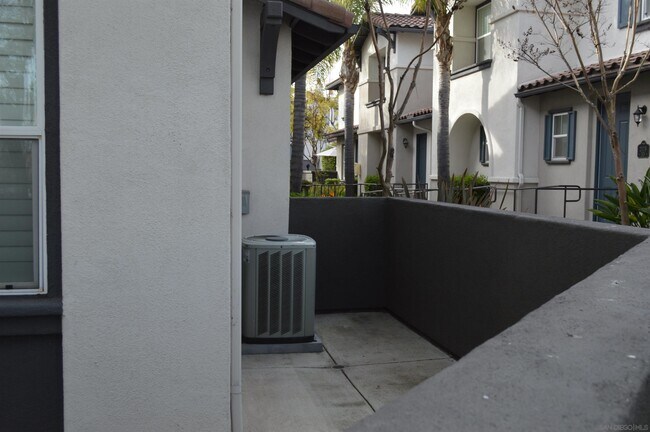 Building Photo - 2182 Diamondback Ct
