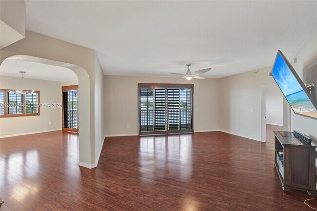 Foto del edificio - 7611 Southampton Terrace