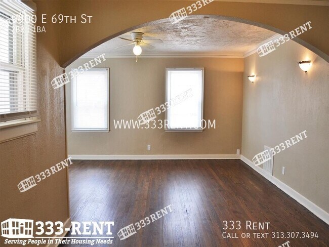 Building Photo - 9900 E 69th St