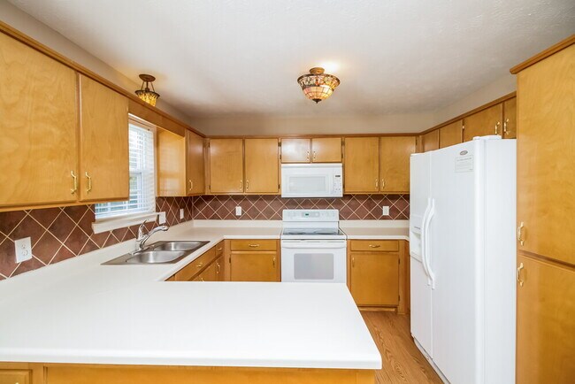 Foto del edificio - 704 Parrish Point