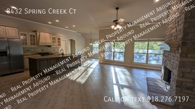 Building Photo - 8432 Spring Creek Ct