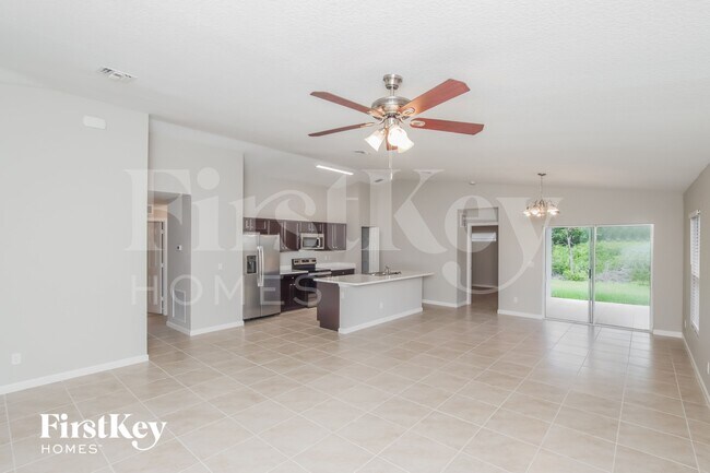 Foto del edificio - 811 Andrew St SE