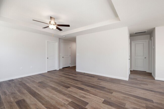 Building Photo - BRAND NEW 3 BEDROOM HOME - BOLIVAR, MO