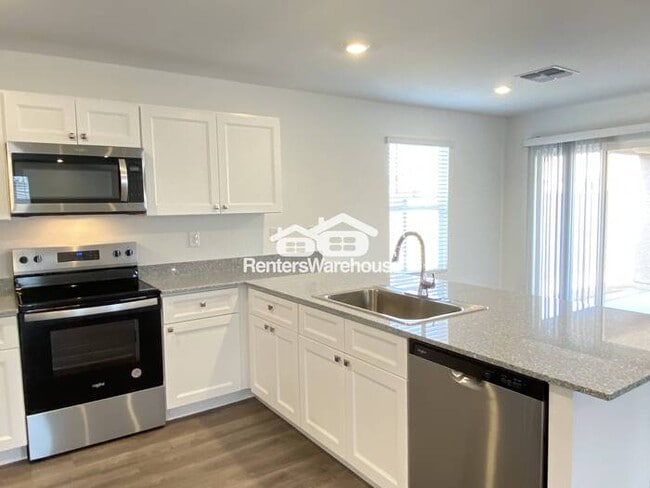 Foto del edificio - 4bed 2bath NEW build - Great layout w/ Gor...