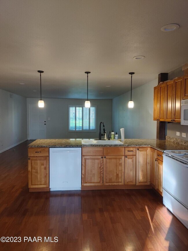 Foto del edificio - 5031 N 81st St