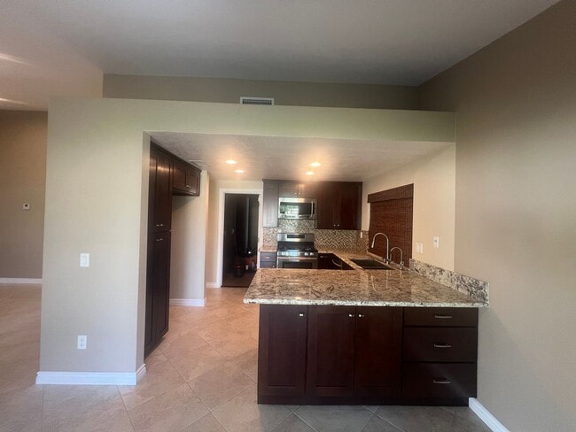 Building Photo - Beautiful upgraded 3 bedroom home in Orangecrest!