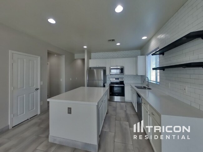 Building Photo - 10441 W Hammond Lane Tolleson AZ