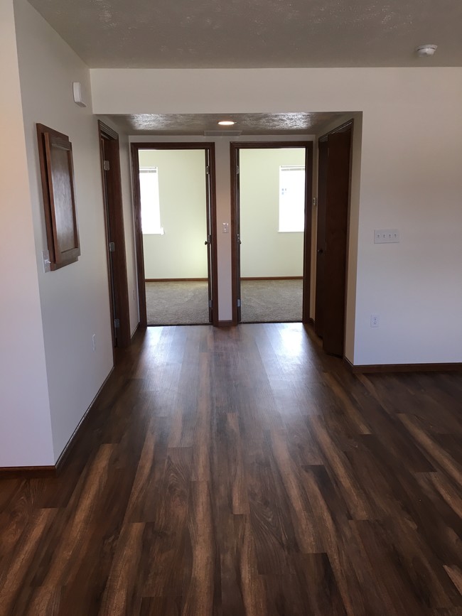 Hall - 509 4th N St